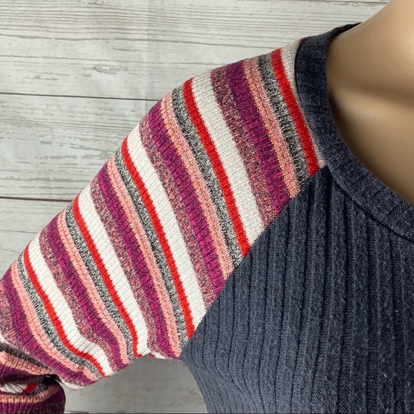 Chris & Carol Raglan Sweater - Picture 3 of 12